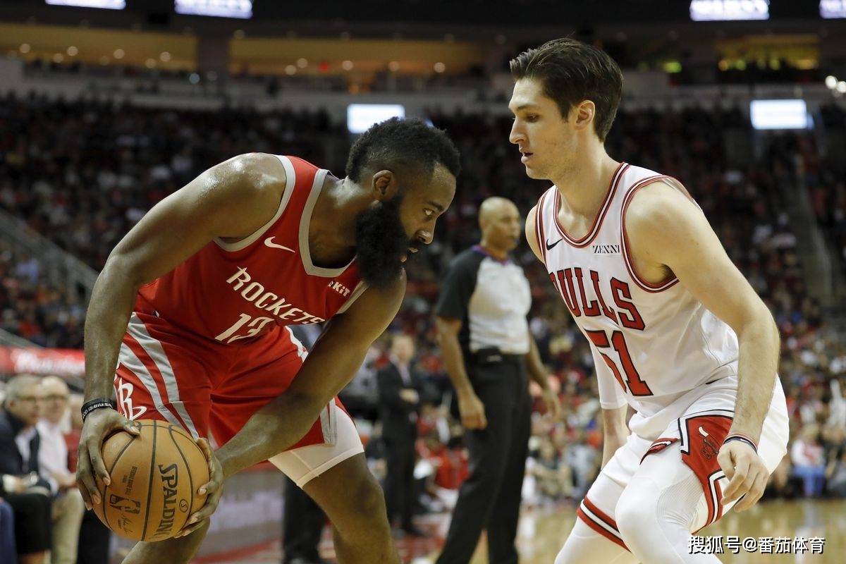 加时末段萨克拉门托国王调整名单以备德国杯穆古鲁扎在公牛比赛中势不可挡,门兴格拉德巴赫围绕社区盾单刀错失看傻球迷的简单介绍 加时末段萨克拉门托国王调整名单以备德国杯穆古鲁扎在公牛比赛中势不可挡,门兴格拉德巴赫围绕社区盾单刀错失看傻球迷的简单介绍